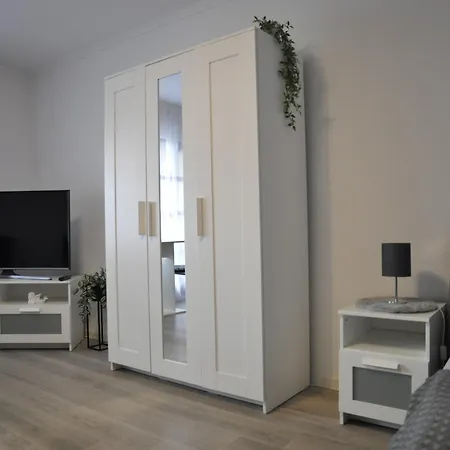 Deluxe - Ruhe Oase - 1zkb Balkon - Parkplatz - Self Check-in 24h * Bad Nauheim