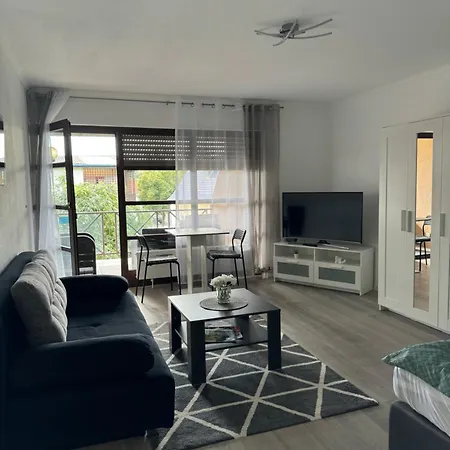 Apartment Deluxe 2 - Ruhe Oase - 1zkb Balkon - Parkplatz