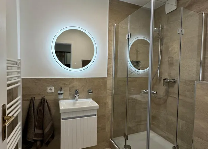 Deluxe - Ruhe Oase - 1zkb Balkon - Parkplatz - Self Check-in 24h *