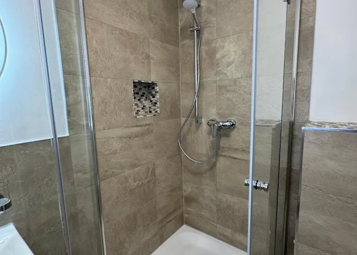 Apartman Deluxe - Ruhe Oase - 1zkb Balkon - Parkplatz - Self Check-in 24h *