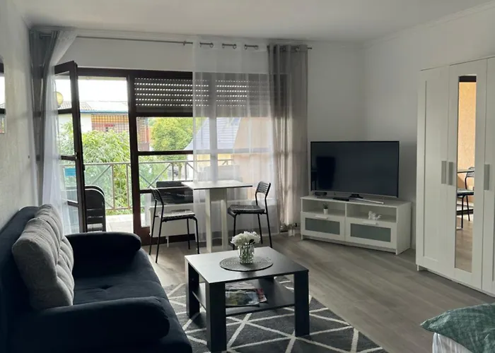 Apartman Deluxe - Ruhe Oase - 1zkb Balkon - Parkplatz - Self Check-in 24h